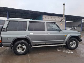 1991 Nissan Patrol IV (Y60), серый, 600000 рублей, вид 3