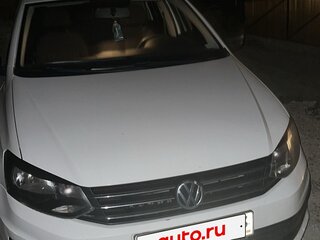 2017 Volkswagen Polo V Рестайлинг, белый, 600000 рублей, вид 3
