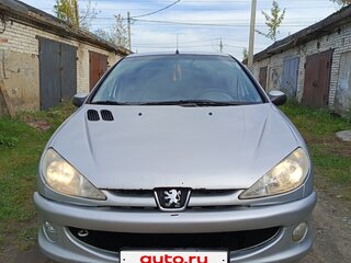 2007 Peugeot 206, серебристый, 300000 рублей, вид 3