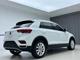 2022 Volkswagen T-Roc I (China Market), белый, 1450000 рублей, вид 4