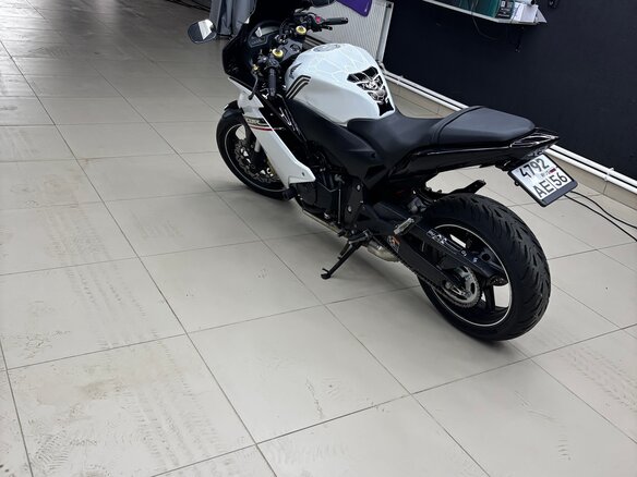 2012 Honda CBR 600F, белый, 650000 рублей - вид 3