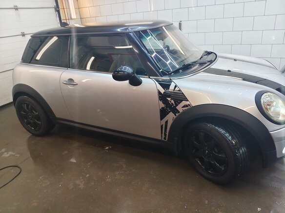 2007 Mini Hatch Cooper II (R56), серебристый, 520000 рублей - вид 5