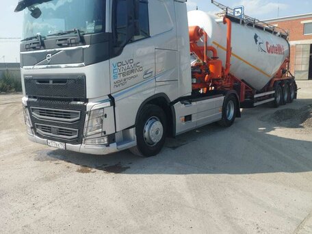 2019 Volvo FH, серебристый, 9900000 рублей, вид 2