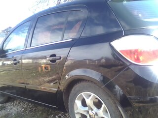 2005 Opel Astra H, чёрный, 350000 рублей, вид 3