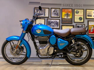 2025 Royal Enfield Classic 350, синий, 488000 рублей, вид 2