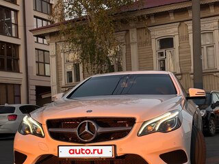 2013 Mercedes-Benz E-Класс 200 IV (W212, S212, C207) Рестайлинг, белый, 1850000 рублей, вид 2