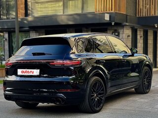 2021 Porsche Cayenne III, белый, 10900000 рублей, вид 4