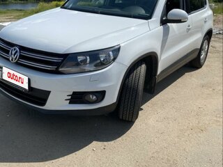2014 Volkswagen Tiguan I Рестайлинг, белый, 1080000 рублей, вид 1