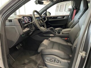 2026 Porsche Cayenne Turbo E-Hybrid III Рестайлинг, серый, 26800000 рублей, вид 5