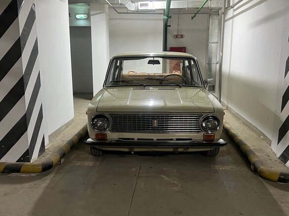 1982 Lada (ВАЗ) 2101 21012, бежевый - вид 3