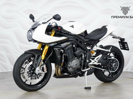 2025 Triumph Speed Triple, белый, 1699000 рублей, вид 3