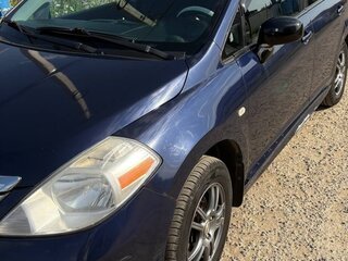 2010 Nissan Tiida I Рестайлинг, синий, 750000 рублей, вид 3