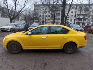 2015 Skoda Octavia III (A7), жёлтый, 650000 рублей, вид 2