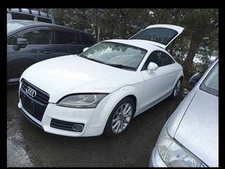 2011 Audi TT II (8J) Рестайлинг, белый, 1470000 рублей, вид 1