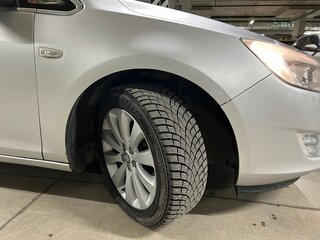 2012 Opel Astra J, серый, 640000 рублей, вид 4