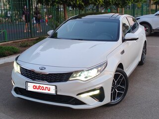 2018 Kia Optima IV Рестайлинг, белый, 2500000 рублей, вид 4
