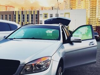 2010 Mercedes-Benz C-Класс 180 III (W204), серебристый, 1300000 рублей, вид 1