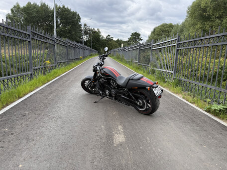 2015 Harley-Davidson V-Rod, чёрный, 2100000 рублей, вид 1