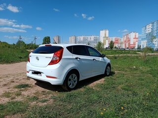 2014 Hyundai Solaris I Рестайлинг, белый, 850000 рублей, вид 5