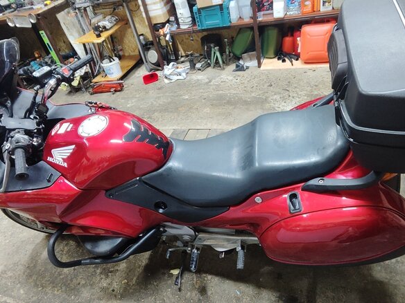 1999 Honda NT650V Deauville, красный, 350000 рублей - вид 8
