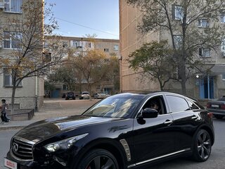2012 Infiniti FX37 II (S51) Рестайлинг, чёрный, 2100000 рублей, вид 3