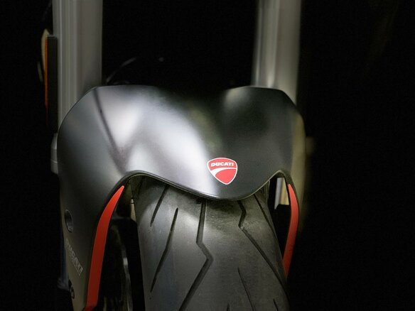 2019 Ducati Monster 821, чёрный - вид 18