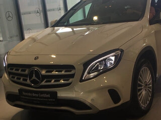 2017 Mercedes-Benz GLA 250 I (X156) Рестайлинг, белый, 2550000 рублей, вид 2