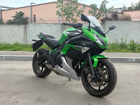 2015 Kawasaki Ninja 400, зелёный, 450000 рублей, вид 3