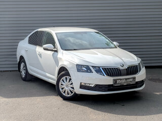 2020 Skoda Octavia III (A7) Рестайлинг, белый, 1910000 рублей, вид 2