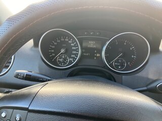 2008 Mercedes-Benz M-Класс 550 II (W164), чёрный, 1260000 рублей, вид 5
