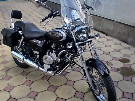 2019 Bajaj Avenger, чёрный, 250000 рублей, вид 2