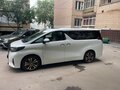 2021 Toyota Alphard III Рестайлинг, белый, 8500000 рублей - вид 3