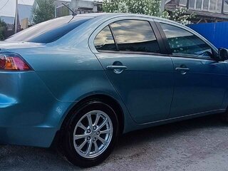 2011 Mitsubishi Lancer X Рестайлинг, зелёный, 1300000 рублей, вид 5