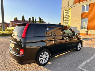 2010 Toyota ISis I Рестайлинг, чёрный, 1150000 рублей, вид 5