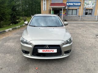 2011 Mitsubishi Lancer X Рестайлинг, золотистый, 700000 рублей, вид 3