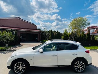 2016 Infiniti QX50 I Рестайлинг, белый, 2250000 рублей, вид 1
