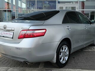 2010 Toyota Camry VI (XV40) Рестайлинг, серебристый, 749000 рублей, вид 2