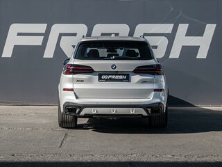 2025 BMW X5 40d IV (G05/G18) Рестайлинг, белый, 14129000 рублей, вид 4