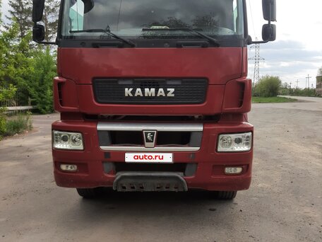 2017 КамАЗ 65201, красный, 2600000 рублей, вид 1