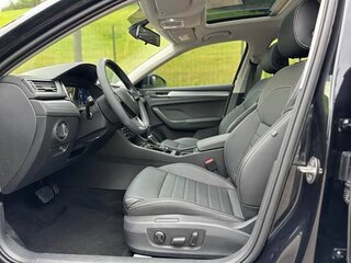 2023 Skoda Superb III Рестайлинг, чёрный, 2260000 рублей, вид 5