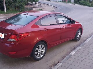 2012 Hyundai Solaris I, красный, 550000 рублей, вид 4