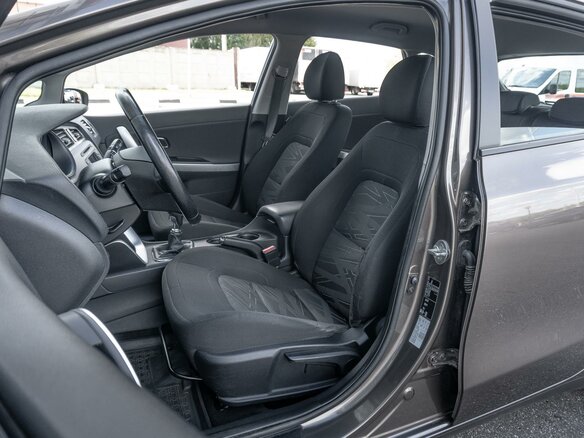 2015 Kia Ceed II, коричневый, 1190000 рублей - вид 11