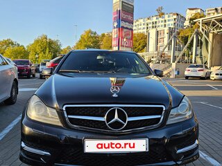 2011 Mercedes-Benz C-Класс 180 BlueEFFICIENCY III (W204) Рестайлинг, чёрный, 1300000 рублей, вид 2