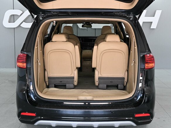 2018 Kia Carnival III, чёрный, 2749000 рублей - вид 22