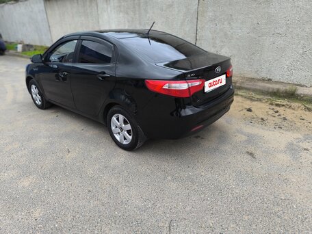 2012 Kia Rio 4-speed III, чёрный, 800000 рублей, вид 4