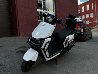 2024 Yadea T60, белый, 180000 рублей, вид 1