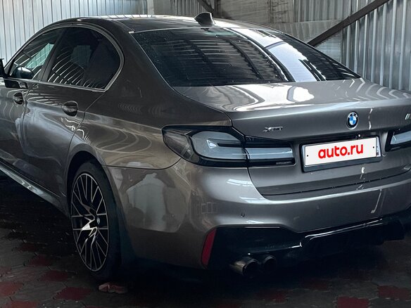 2018 BMW 5 серии 520d xDrive VII (G30/G31/G38), коричневый, 4065000 рублей - вид 7