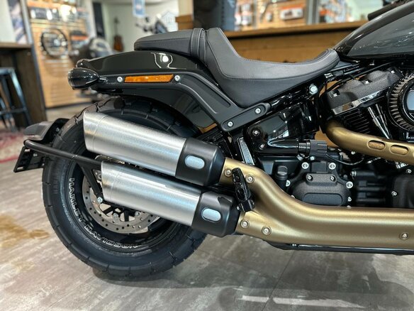 2024 Harley-Davidson Fat Bob, чёрный, 3300000 рублей - вид 25