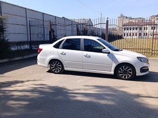 2024 Lada (ВАЗ) Granta Drive Active I Рестайлинг, белый, 1150000 рублей, вид 4