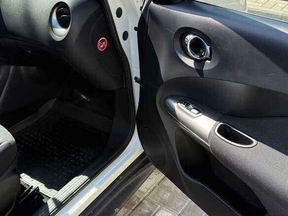 2013 Nissan Juke I, белый - вид 9